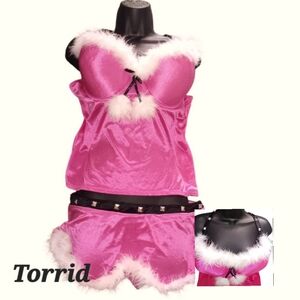 - - ❤️❤️❤️ ROMANCE❤️❤️❤️ - FEATHER TRIM BABY DOLL WITH THON…